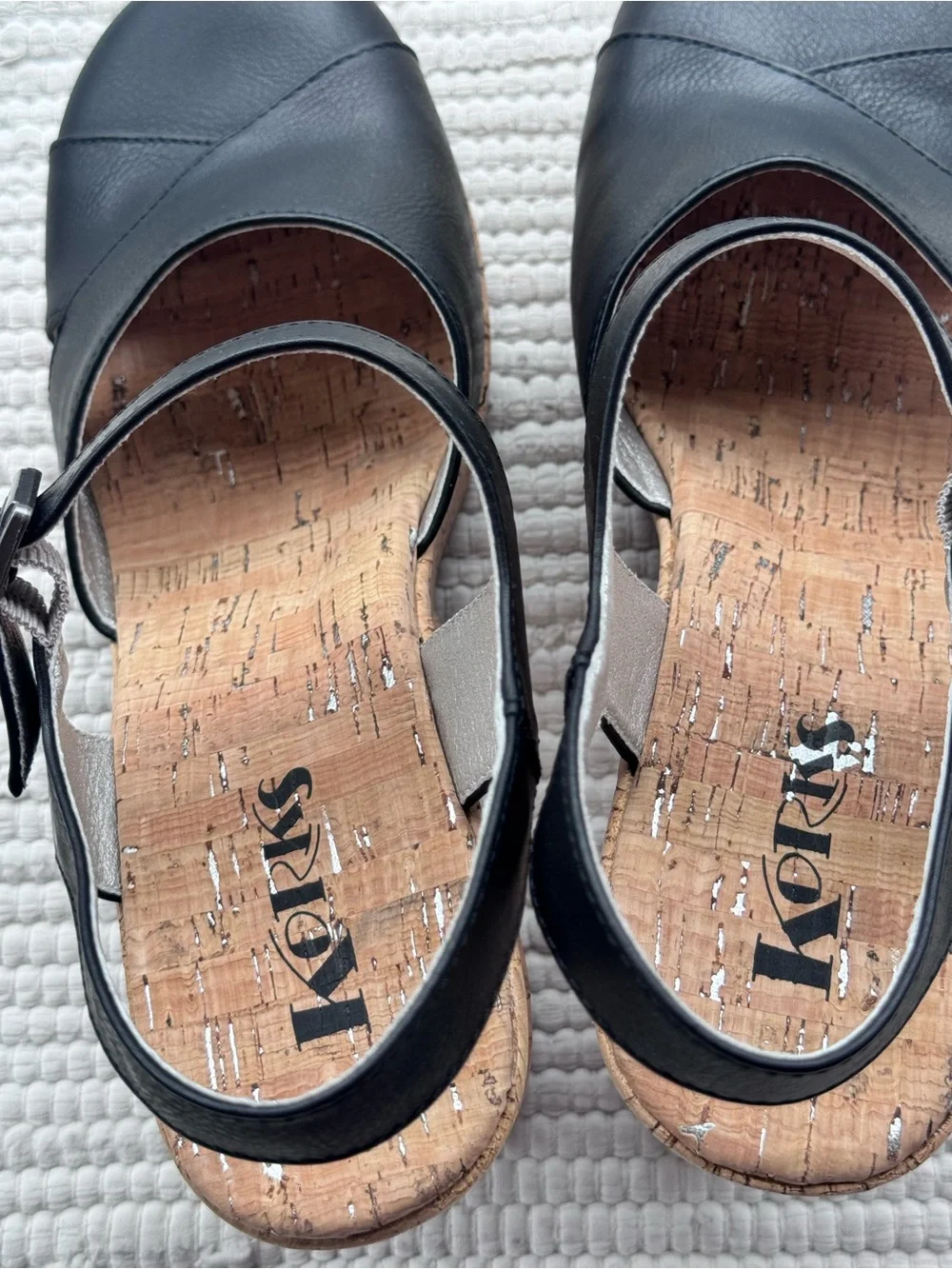 Korks Black Cork Platform Wedge Sandals Size 11 Retro Boho Platform